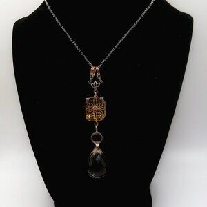 Gorgeous custom necklace with drop Quartz and drop Quartz roses